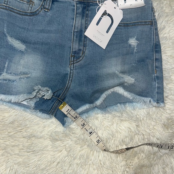 Nature Denim Distressed high rise shorts NWT - Picture 7 of 11